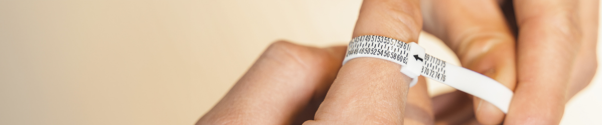 Guide: So finden Sie Ihre Ringgröße