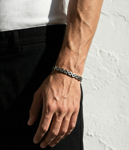 Armbänder