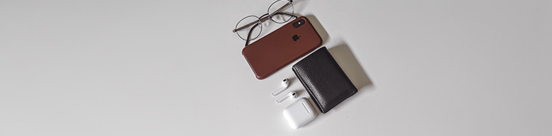 Geldbörsen und Kartenhalter