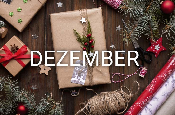 Elemente von Weihnachten mit dem Text Dezember